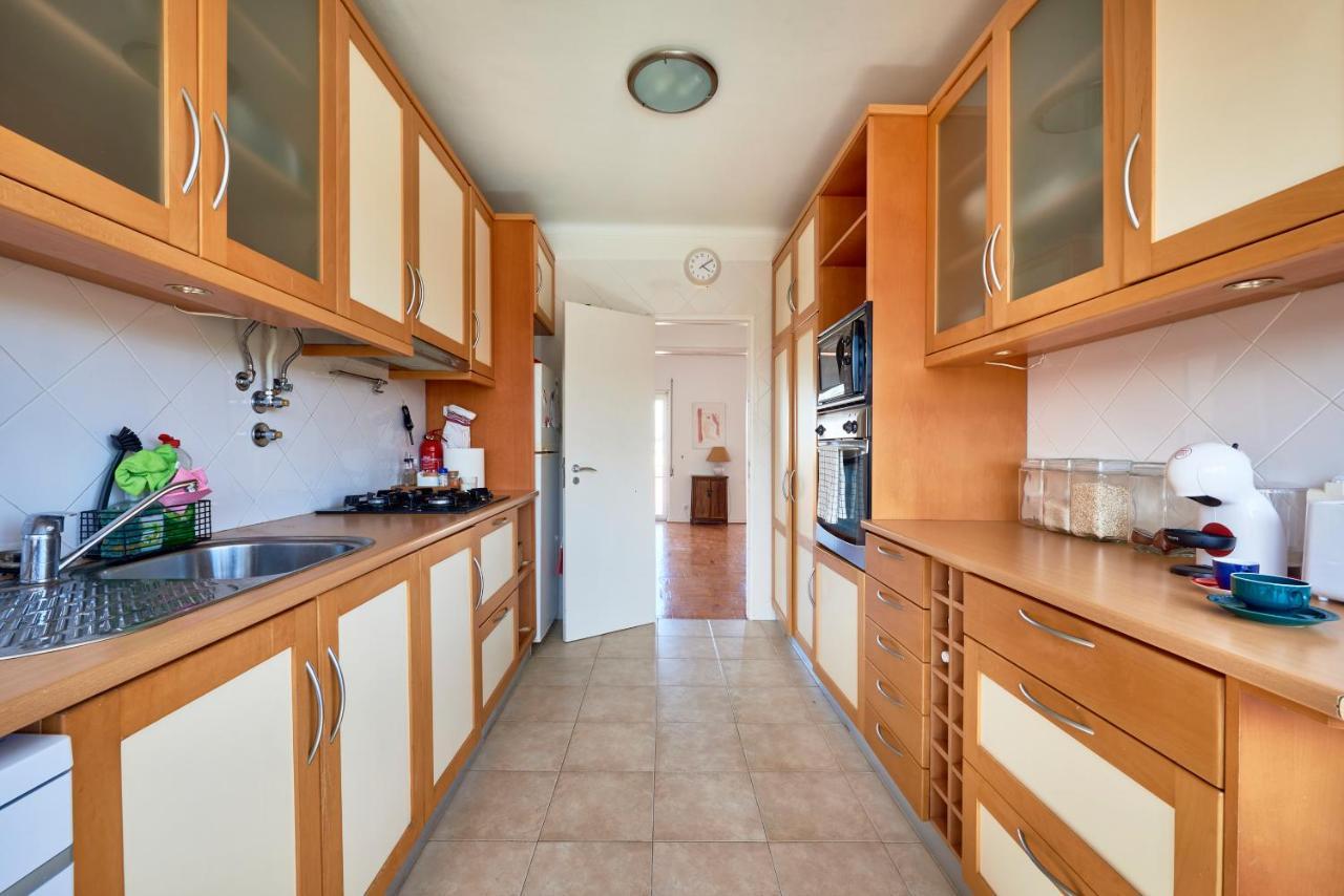 Bright Apartment With Garden In 카스카이스 외부 사진