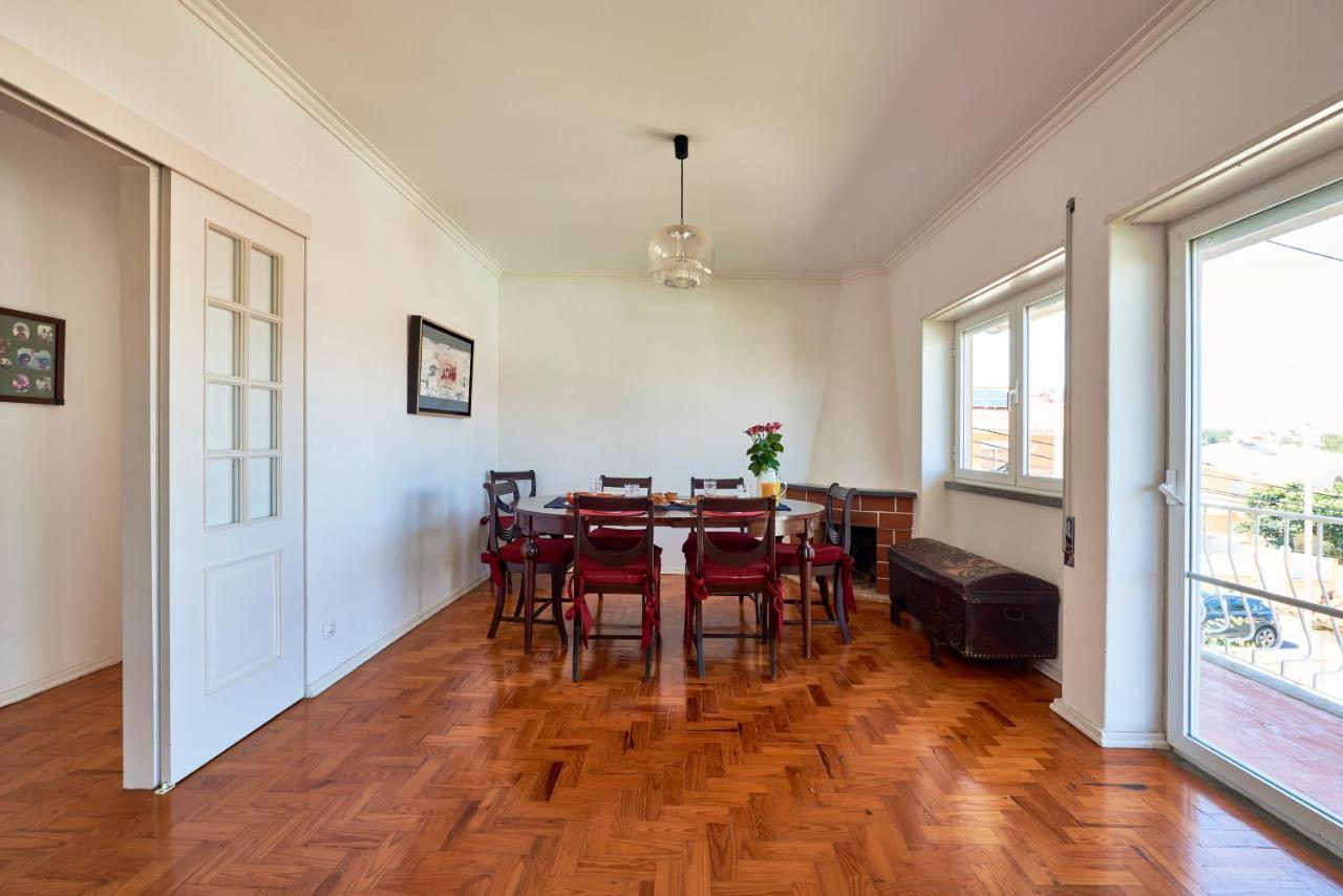 Bright Apartment With Garden In 카스카이스 외부 사진