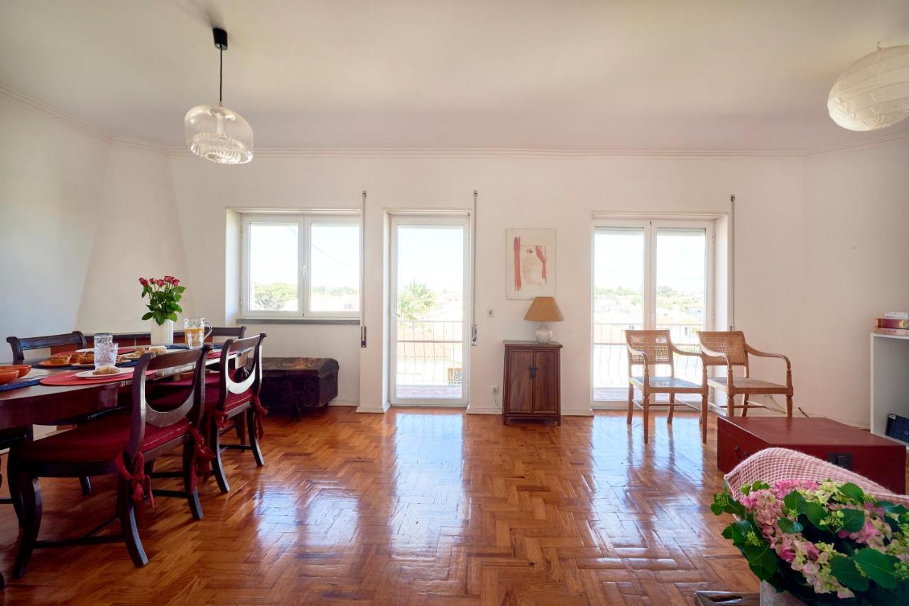 Bright Apartment With Garden In 카스카이스 외부 사진